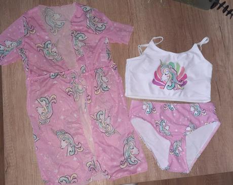 Trojdielne plavky, 122