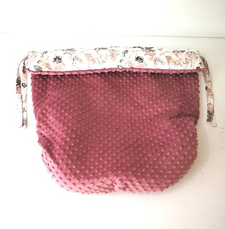 Nepadacia deka na kočík, 