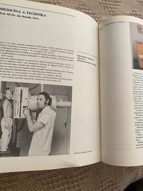 Obrovská stará retro kniha zdravoveda osveta 1980, 