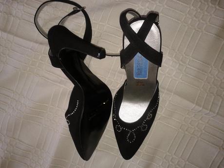 Čierne topánočky okolo nohy veľ. 36, 36