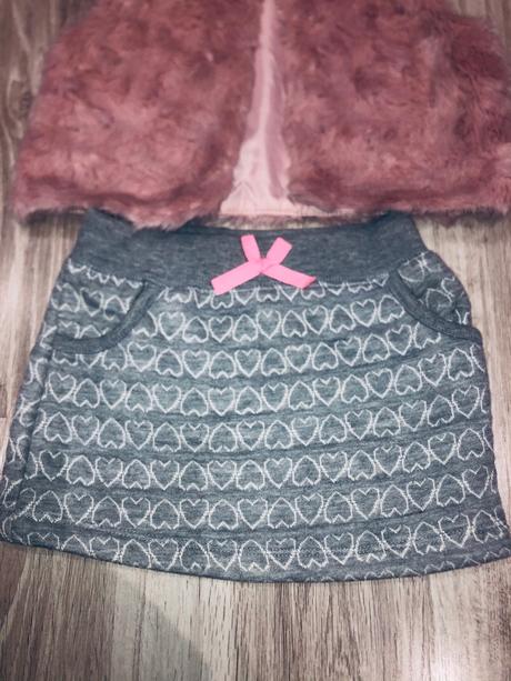 Set vesticka so sukňou, 98