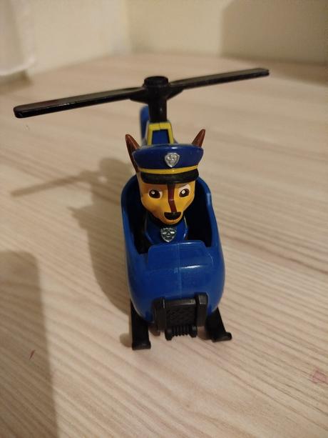 Paw patrol chase s vrtuľníkom, 