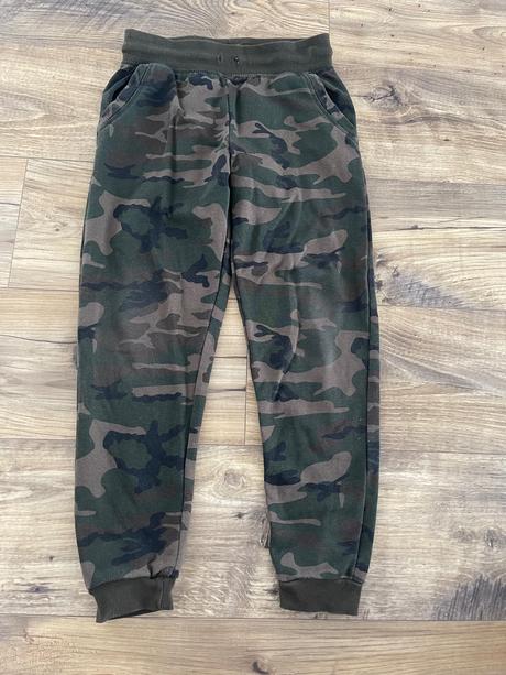 Teplaky, primark,134