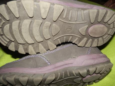 Semišové čižmy, 31