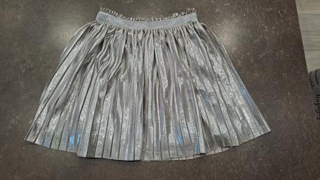 Strieborná suknička, pepco,116