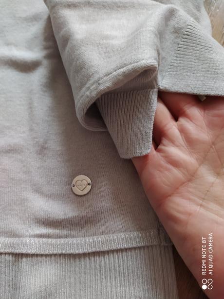 Dva luxusné svetriky, bershka,s