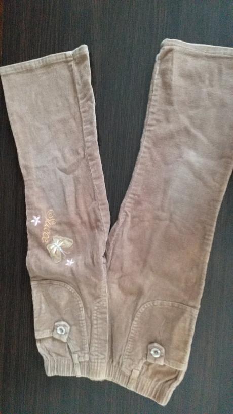 Menčestrové nohavice, 110