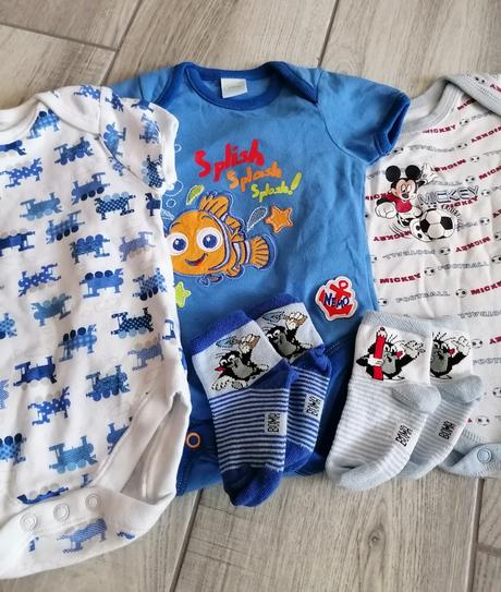 Body krátky rukáv - 0/3 mesiace + ponožky, f&f,56