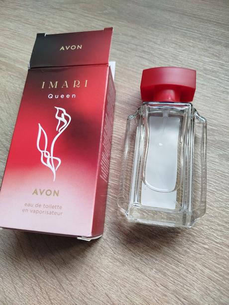 Toaletna voda imari queen, 