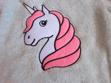 Teply pulover s poni, 146