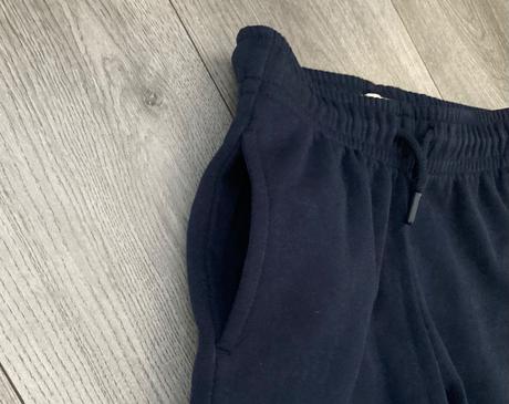 2x tepláky veľ. 122, f&f,122