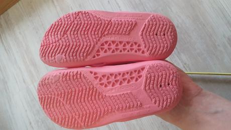 Sandále k vode, decathlon,25