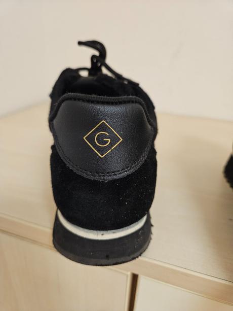 Gant tenisky, gant,37