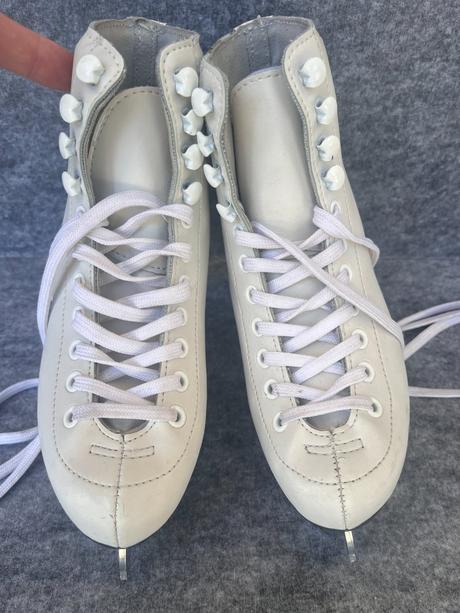 Predám korčule decathlon, 33