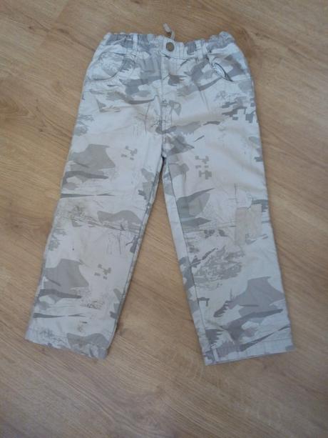 Teplé nohavice, 116