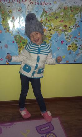 Háčkovaný svetrík, 104