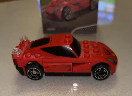 Lego shell ferrari s naťahovacím motorom - 2 kusy, 