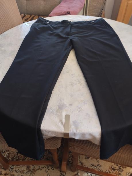 Dámske nohavice, 49