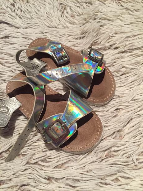 Metalické sandálky, next,23