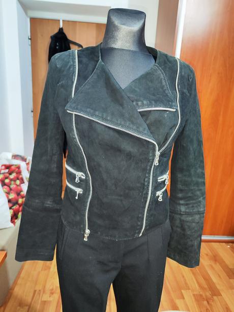 Zamatova bunda z pravej kože, s