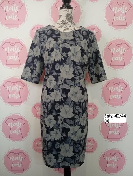 Šaty s kvetmi, 42