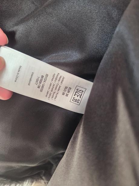 Kratka kozusinka top stav, orsay,s