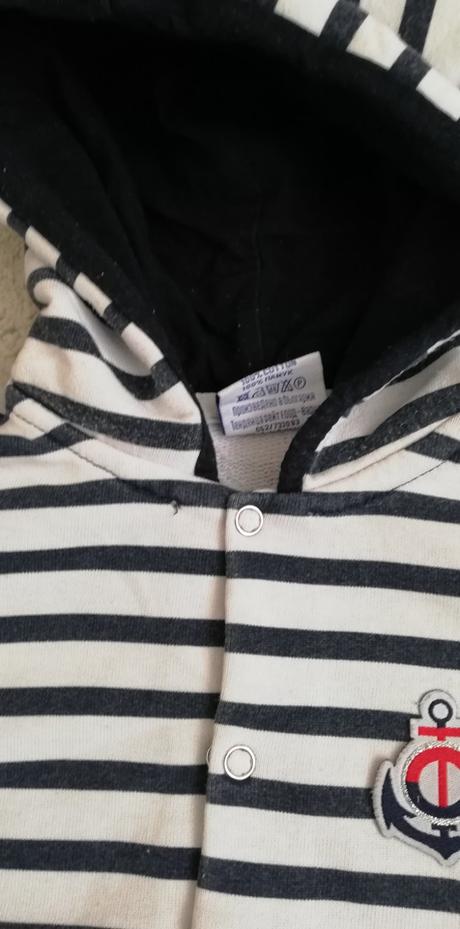 Mikina + tepláky, 86