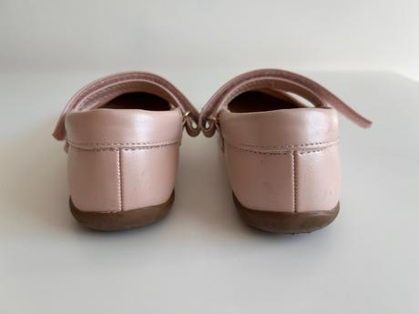 Dievčenské balerínky, 30