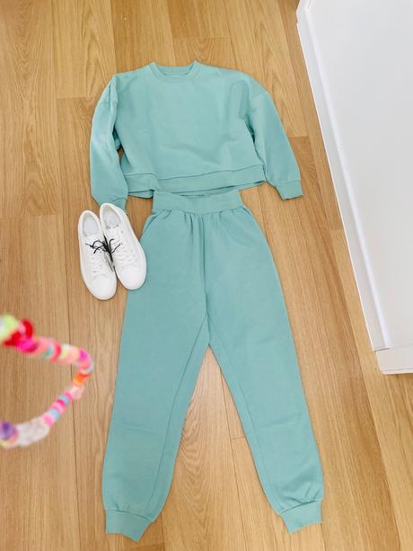 Tepláková suprava, reserved,xs