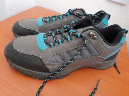 Topánky na turistiku, 39