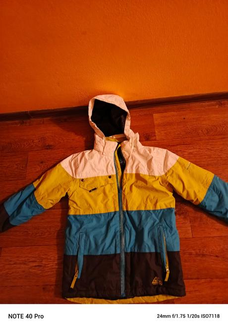 Chlapčenska zimná bunda, 152