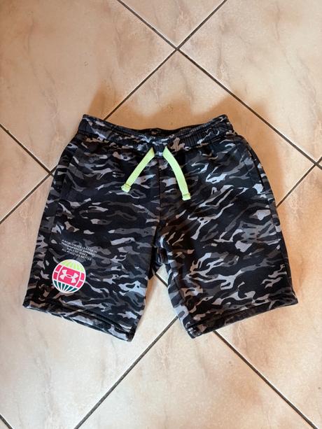 Under armour kraťasky minim.nosené+grátis ďalšie, under armour,128