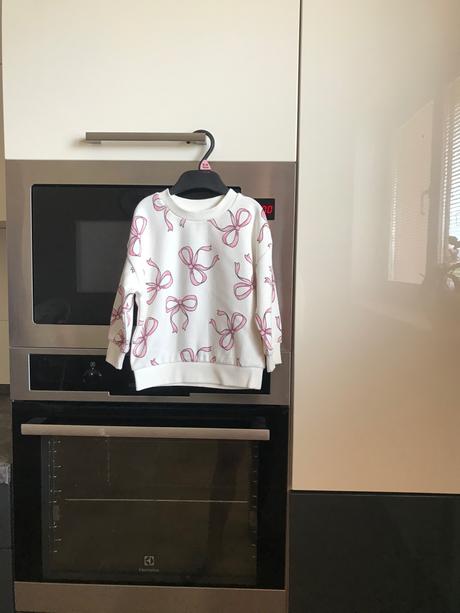 Krásna mašličková mikina 91, 92