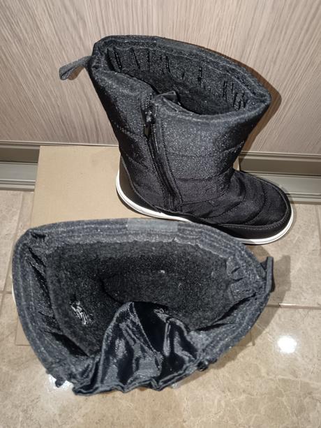 Snehule action boy, 30