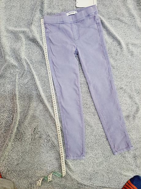 Nove nohavice, reserved,128