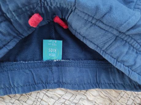 Predám chlapč. 2 teplákové nohavice veľk. 122, alive,122