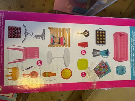 Barbie dom v original krabici,