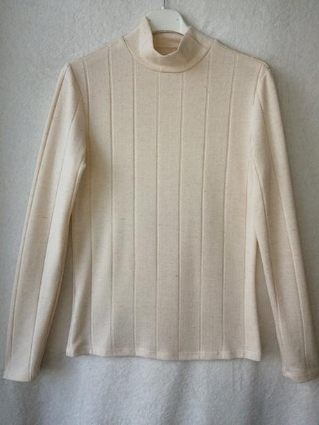 Tenký krémový pulóver - polorolak, reserved,s
