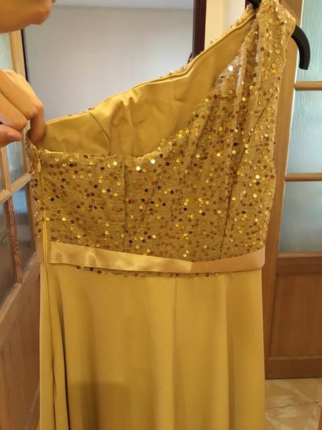 Spoločenské šaty, m