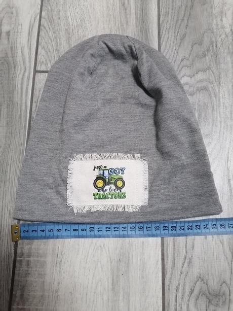 Dvojvrstvová čiapka - traktor - 134/140, 134