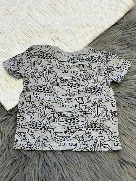 Chlapčenské tričko s dinosarami primark (68), primark,68