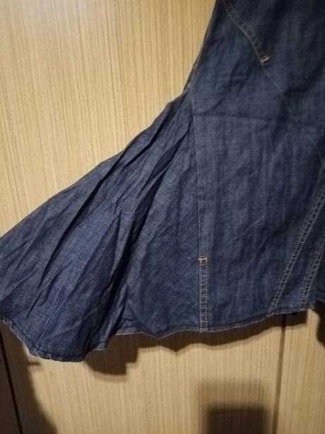 Dámska riflova sukňa, 36