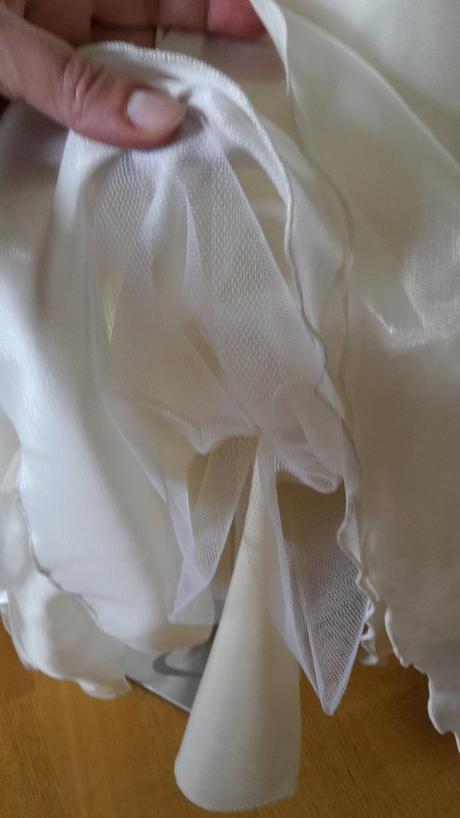 Spoločenské šaty, s