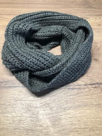Pletený šál,