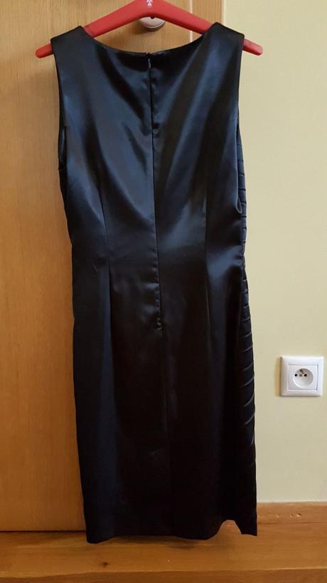 Nove cierne satenove saty, s