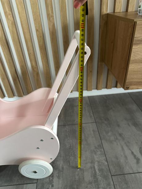 Drevený kočiar lovel,