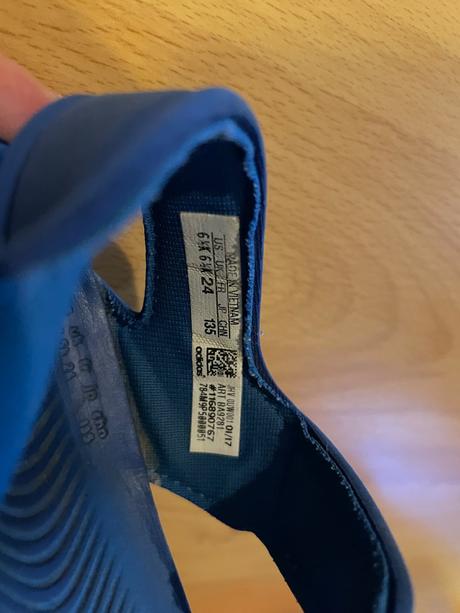 Sandálky 24, adidas,24
