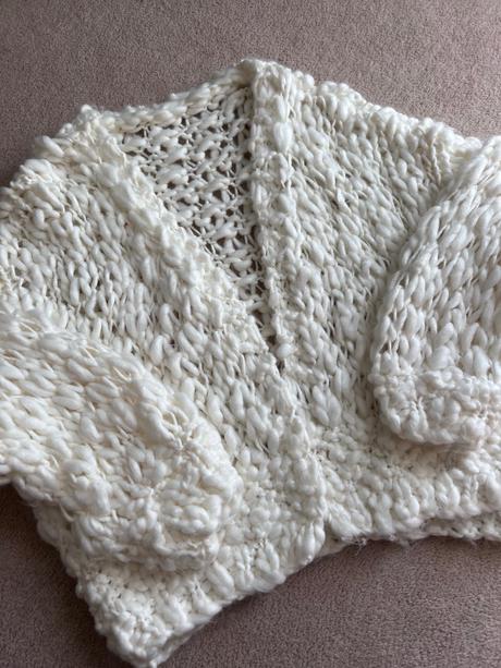 Krémový sveter hand-made, xl