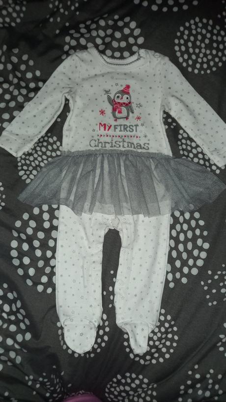 Vianočný overal, 74