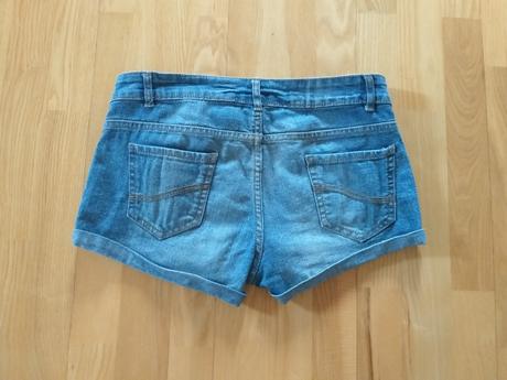 Kratke nohavice, 36